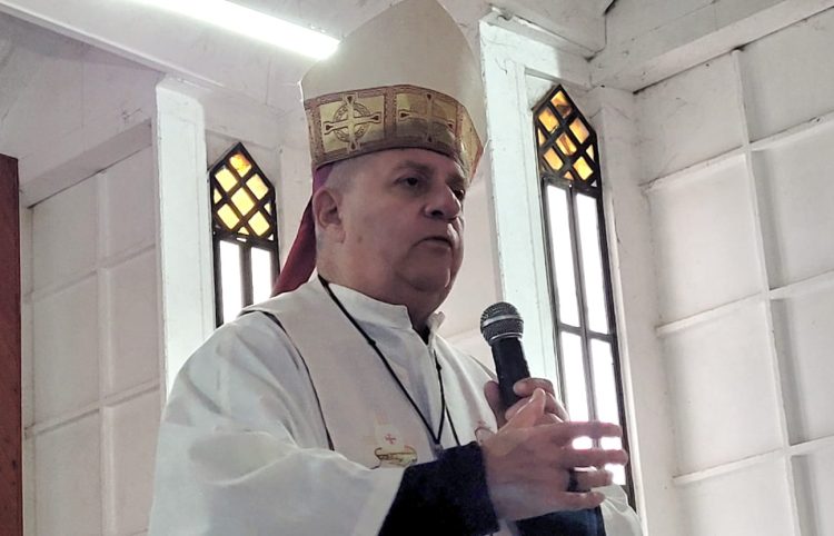 Monseñor Martinez Ossola, sin filtro contra el ajuste: “Uno tiene que levantar su voz y hacer esa denuncia”