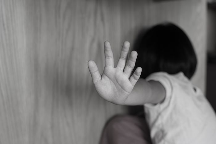 Alberdi: Madre denunció que un joven de 18 años abusó sexualmente de su hija
