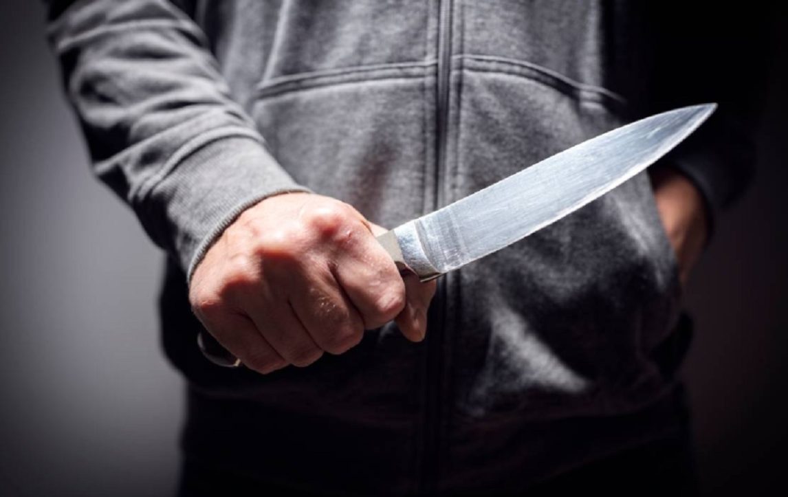 “Pibitos” causaron disturbios en el Parque Aguirre a punta de cuchillos y amenazas