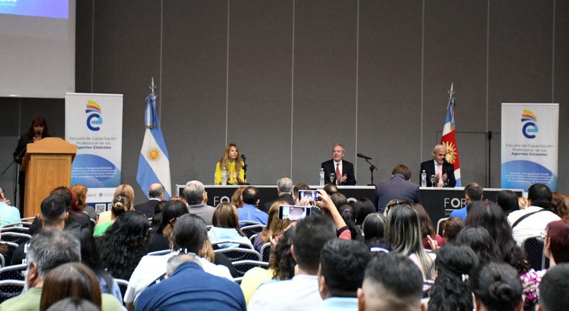 Arrancó el ciclo de capacitaciones 2025 para agentes del Estado