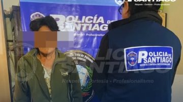 Una mujer fue detenida acusada de hacer prostituir a su hija a cambio de dinero