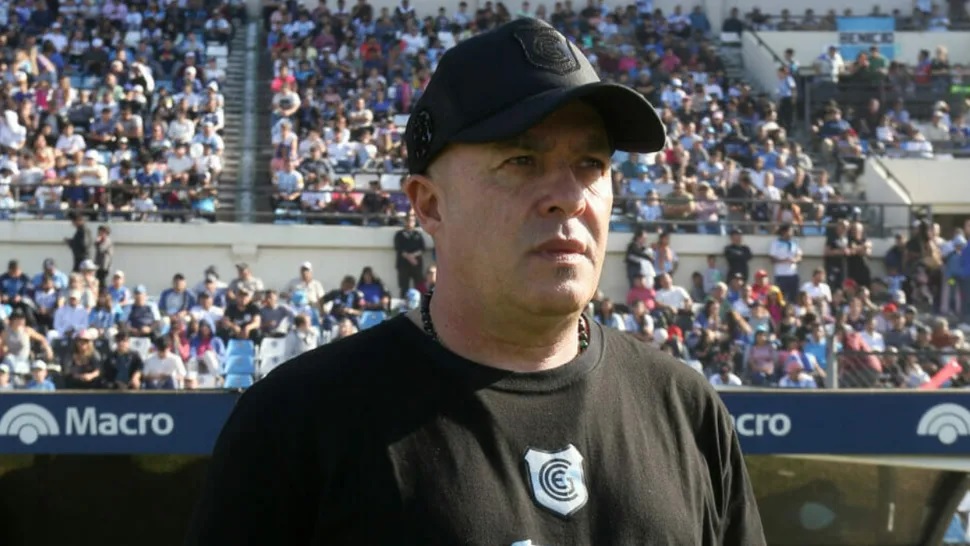 El Club Atlético Güemes finalizó su vínculo con el DT Marcelo Vázquez