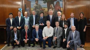 VIDEO: así festejó Milei en el Ministerio de Economía el fin del cepo