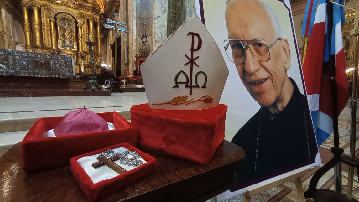 Paso clave en el Vaticano para la beatificación de monseñor Gottau: qué falta para tener a un nuevo santo santiagueño