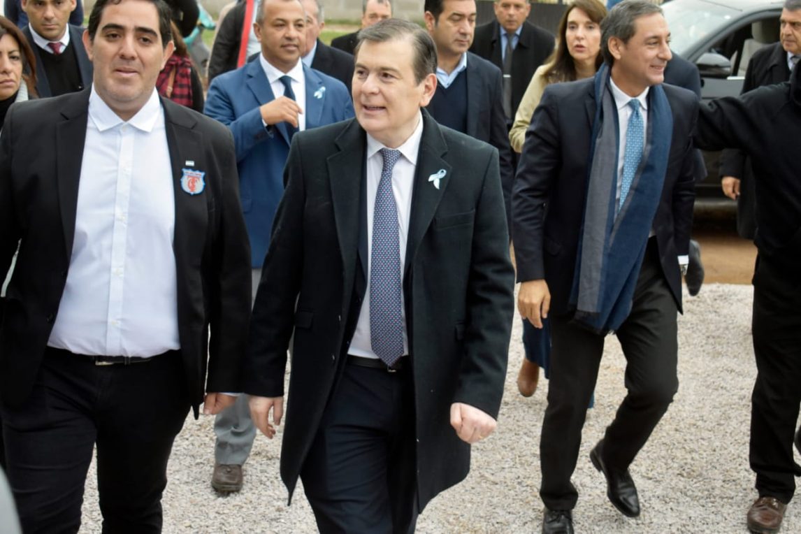 El gobernador Zamora llega a Campo Gallo para inaugurar el nuevo hospital zonal y habilitar una obra escolar