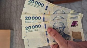 Alertan por la circulación de billetes falsos de $20.000: Cómo reconocerlos