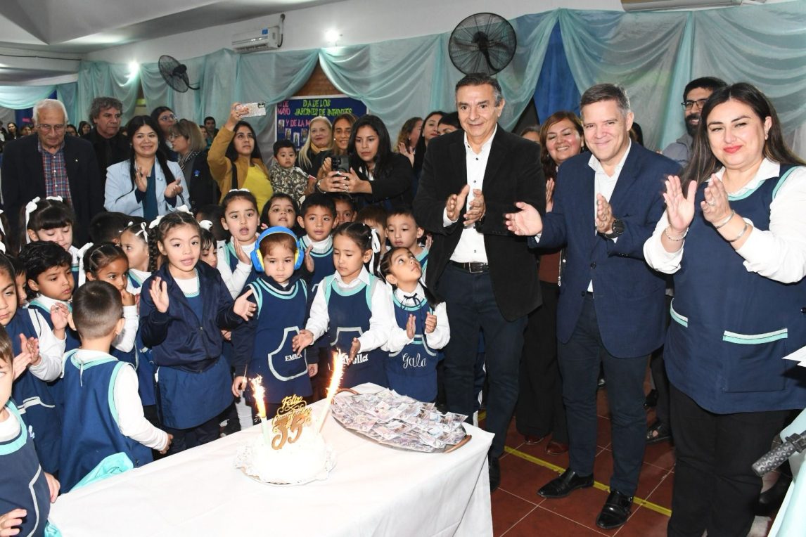 El jardín de infantes Bruno Volta de la municipalidad celebró sus 35 años de vida institucional