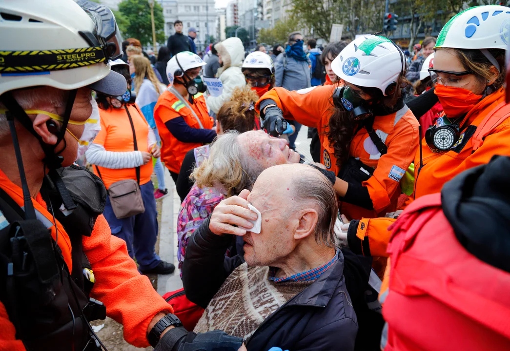 Otras vez reprimieron a los jubilados en la marcha en reclamo por los haberes
