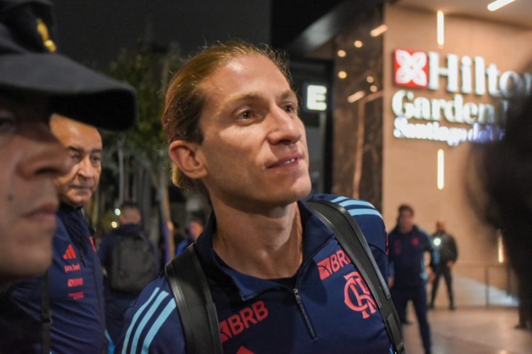 Flamengo despidió a Filipe Luís a cuatro meses de ser campeón de la Libertadores: el DT negociaba “por detrás” con otro club