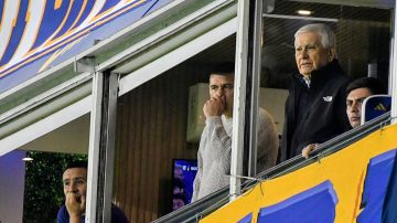 Por primera vez insultaron a Riquelme y la comisión directiva en La Bombonera
