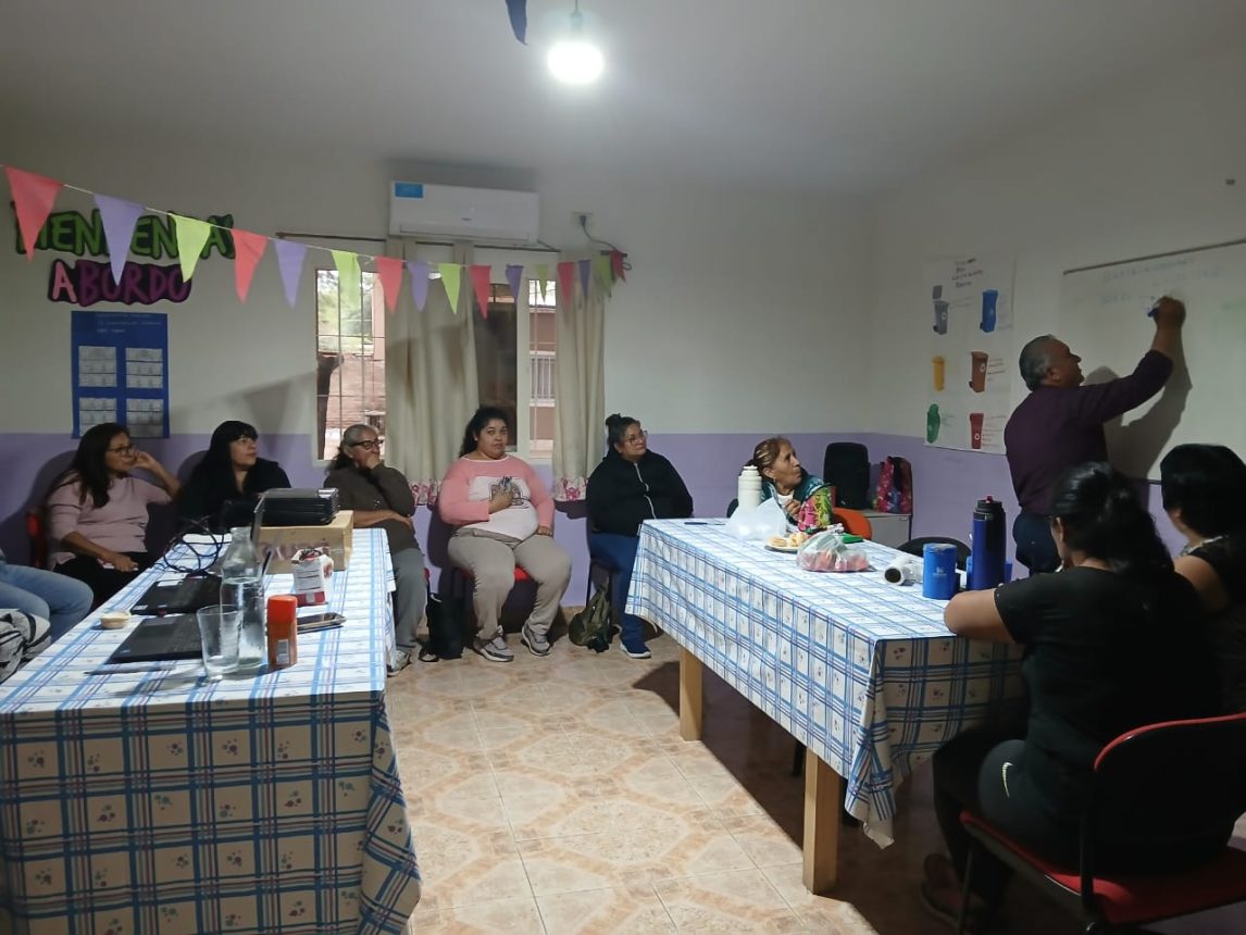 Comenzó un nuevo ciclo de capacitaciones sobre viverismo en Suncho Corral