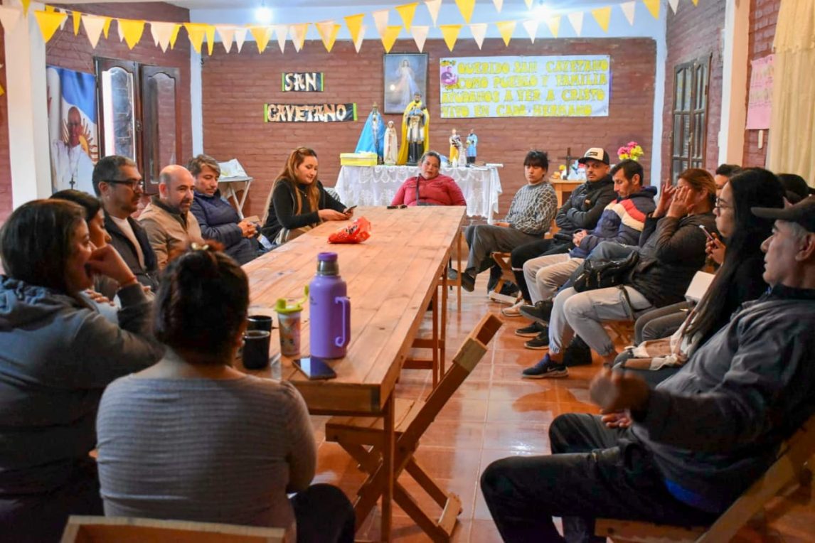 Mirolo y Giménez en las Termas: : “La gente no necesita anuncios, necesita respuesta”