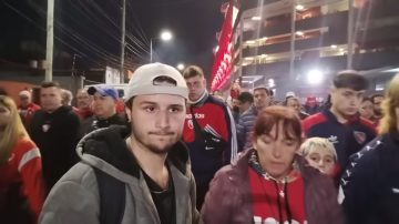 VIDEO | Agredieron a un youtuber de Independiente tras la derrota contra Huracán