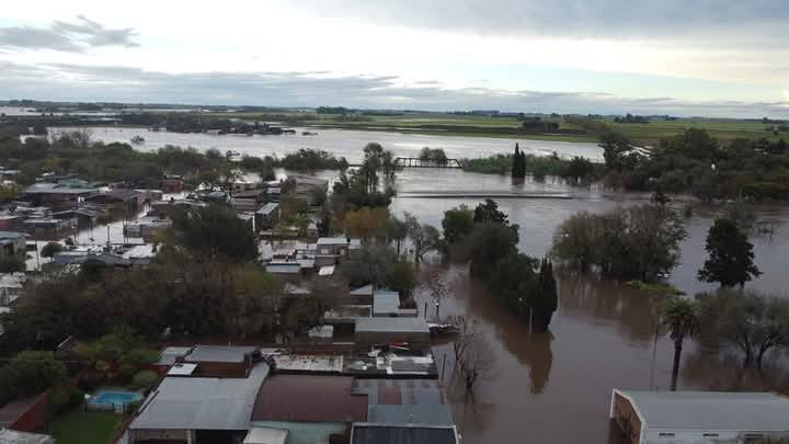 FOTOS |  Impresionante temporal en Buenos Aires: Bullrich; Petri y Kicillof visitan las zonas afectadas