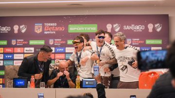 Sergio Gómez emocionó a todos con el tatuaje en honor a su madre nacida en Santiago del Estero