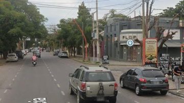 Una mujer de 42 años denunció que otra la golpeó y le robó el celular en el boliche Flop