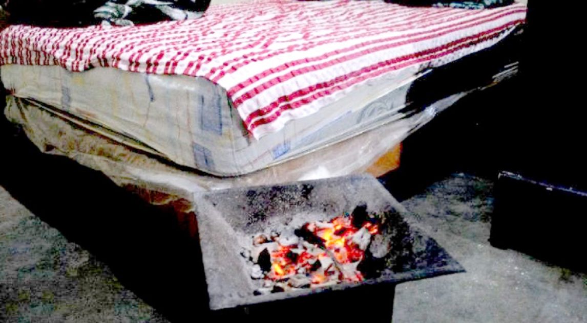 Una mujer y sus tres hijos fueron hospitalizados por inhalar monóxido de carbono: pusieron un brasero en su pieza