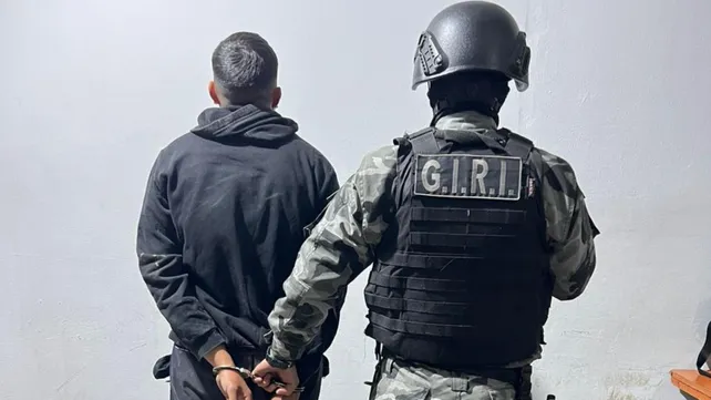 Mataron a un joven de un balazo en la cabeza delante de su pareja