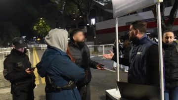 Viajaron de Neuquén a Buenos Aires y no pudieron ver a Los Piojos por deber la cuota alimentaria