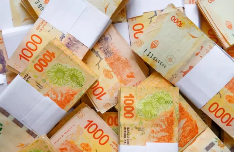 Insólito: denunciaron el robo de $1.500.000, pero estaban dentro de un tacho de basura