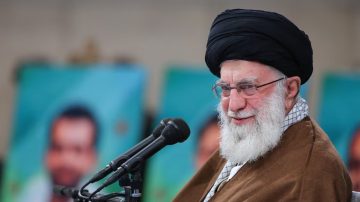 Líder iraní felicitó a su nación: “Vencimos a EE.UU. y le dimos una fuerte bofetada”