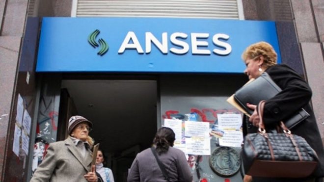 ANSES oficializó el aumento del 1,88% en las jubilaciones y las asignaciones familiares para octubre
