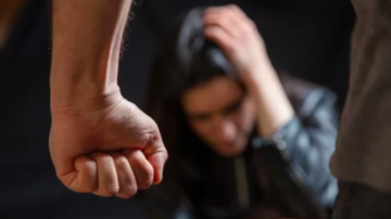 Denunció a su expareja por amenazas e intento de agresión en el barrio Los Flores