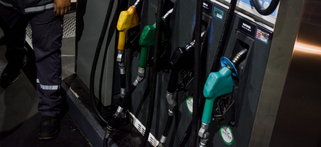 El Gobierno habilitó la creación de estaciones de servicios móviles