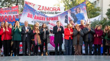 Emotivo acto en conmemoración de un nuevo aniversario del fallecimiento de Hipólito Yrigoyen