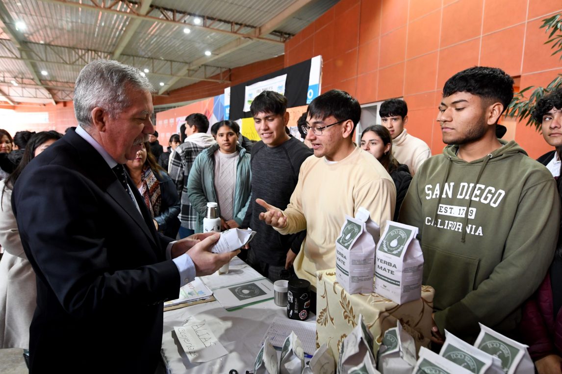 Elías Suárez, candidato a gobernador por el Frente Cívico: “Es un honor y una enorme responsabilidad”