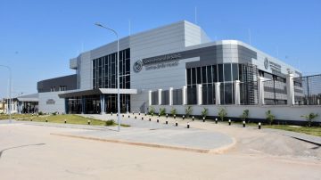 Vinará: un hombre de 78 años sufrió quemaduras de gravedad tras caer sobre un brasero