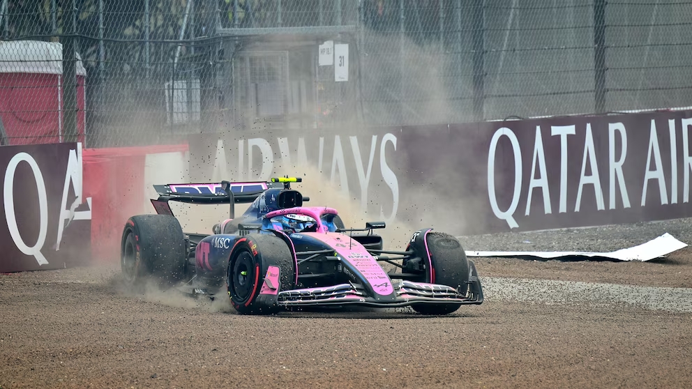 Colapinto abandonó la clasificación del GP de Gran Bretaña tras despistarse con su Alpine
