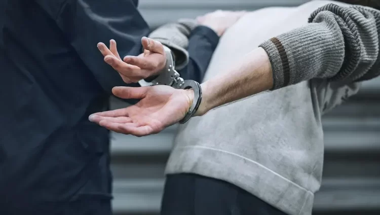 Una pareja redujo a un ladrón que ya había ingresado en varias oportunidades a su vivienda