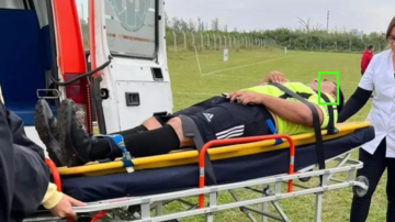 De nunca acabar: un árbitro de fútbol amateur fue agredido por un jugador