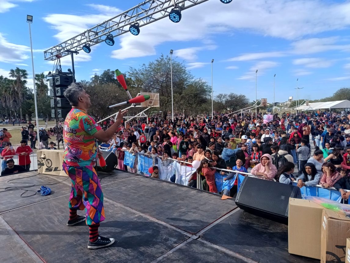 Miles de niños y niñas participaron de una jornada de festejo en el parque Sur