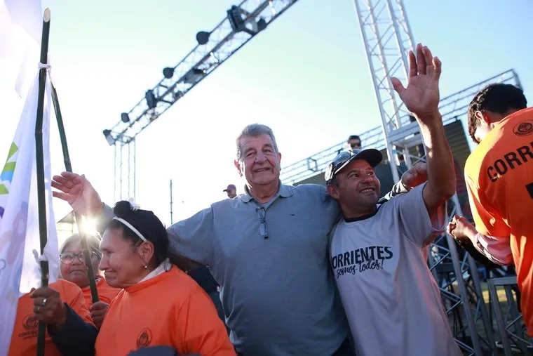 Polémica: Candidato a intendente ofrece viajes a las Cataratas a los egresados si gana las elecciones