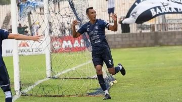 Sarmiento logró un agónico triunfo ante San Martín de Formosa