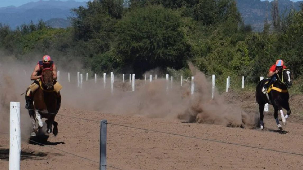 Vilelas: una mujer murió atropellada por un caballo durante unas carreras cuadreras