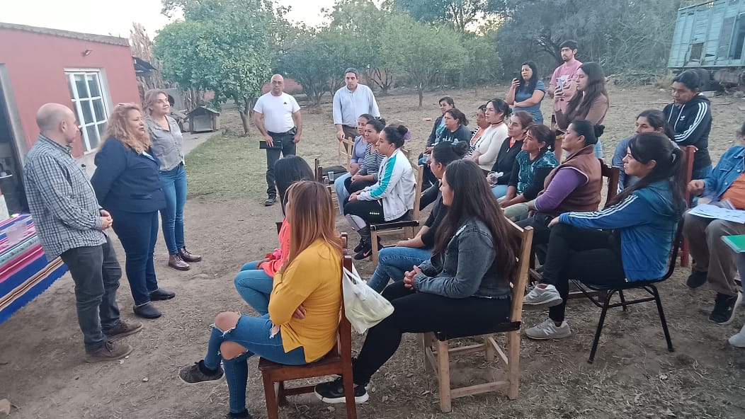 Larcher y Mirolo en El Bobadal junto a la candidata a comisionada Cardozo