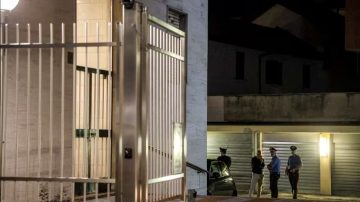 Insólito: se tiró de un cuarto piso intentando suicidarse, pero cayó sobre una mujer y la mató