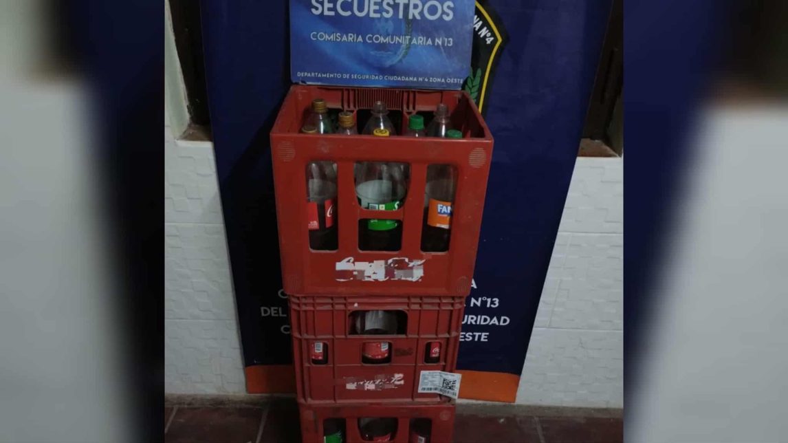 Recuperan tres cajones de bebidas que robaron en el barrio Agua y Energía