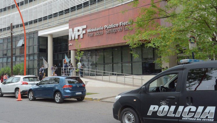 Violencia familiar: atacó a su marido con un palo de escoba en medio de una discusión