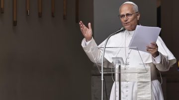 Seguirá la línea de Francisco: León XIV marcó su postura frente a la comunidad LGBTQ+