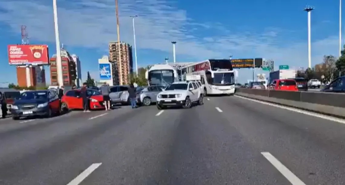 Video: impresionante choque múltiple en General Paz