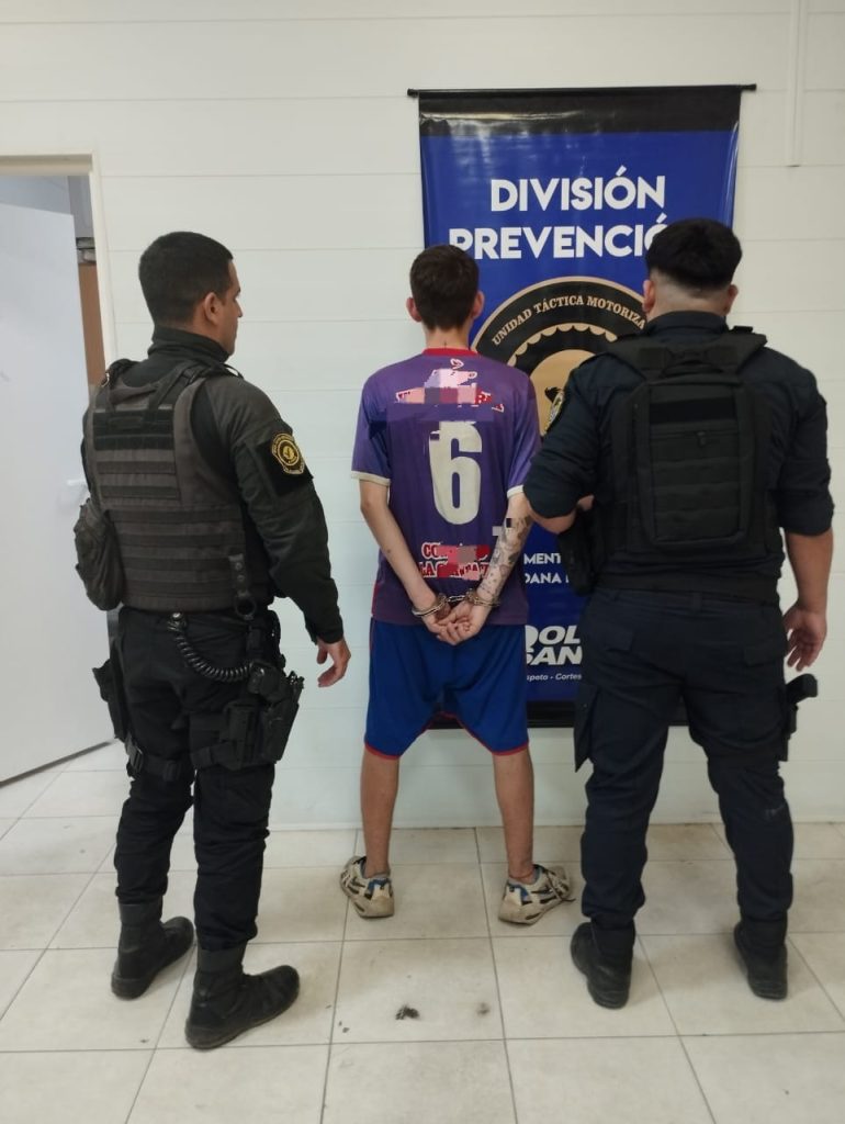 B° Siglo XXI: Detuvieron a un hombre con pedido judicial por robo