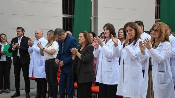 El Hospital Independencia celebró su 109º aniversario con un emotivo acto y reconocimientos al personal de salud