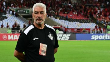 Omar De Felippe: “Como veterano de Malvinas, hoy solo quiero agradecerles a estos chicos”