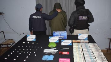 Cayó un delivery de drogas en Las Termas: coordinaba entregas por WhatsApp