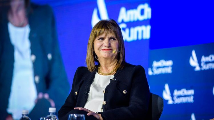 Patricia Bullrich presentó su declaración jurada de forma anticipada y presiona a Manuel Adorni