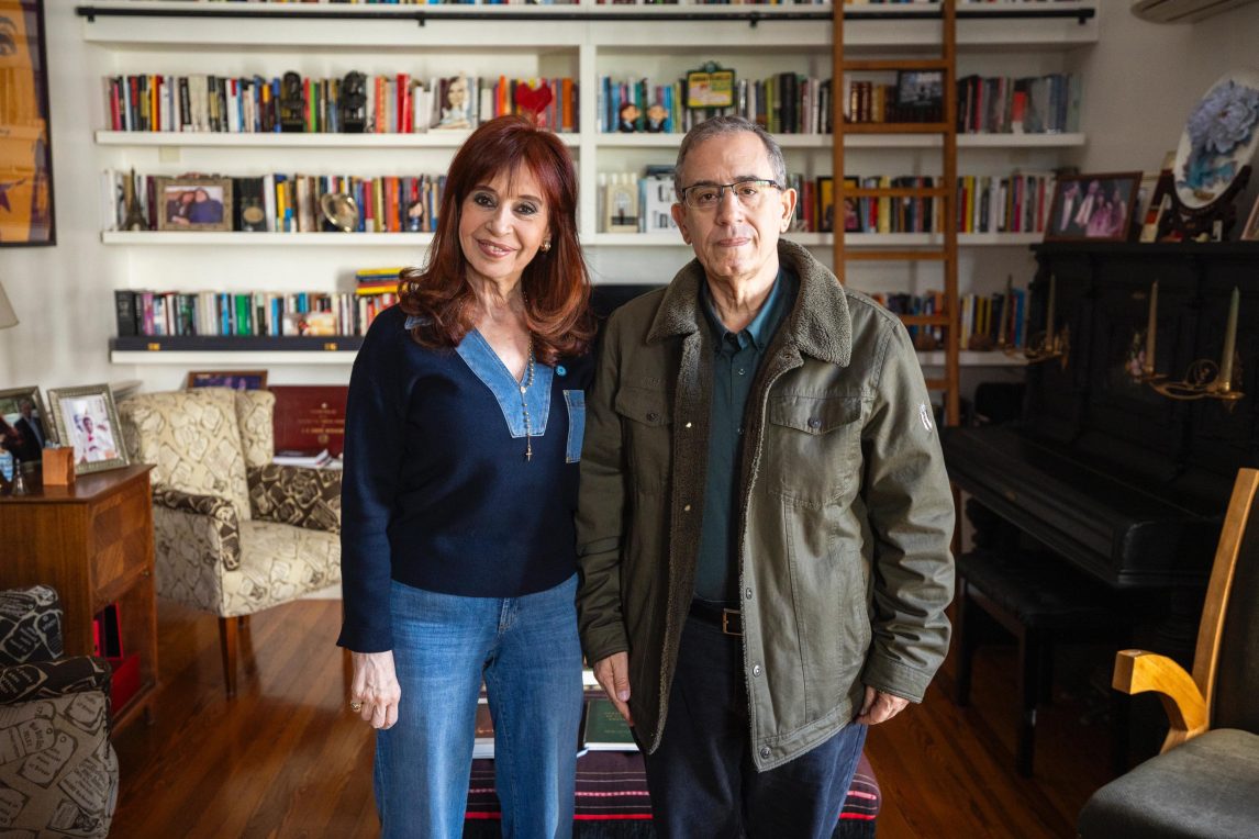 Cristina Kirchner recibió a Maslatón: “Perteneciendo a la generación política de 1983, no acepto encarcelar al adversario”